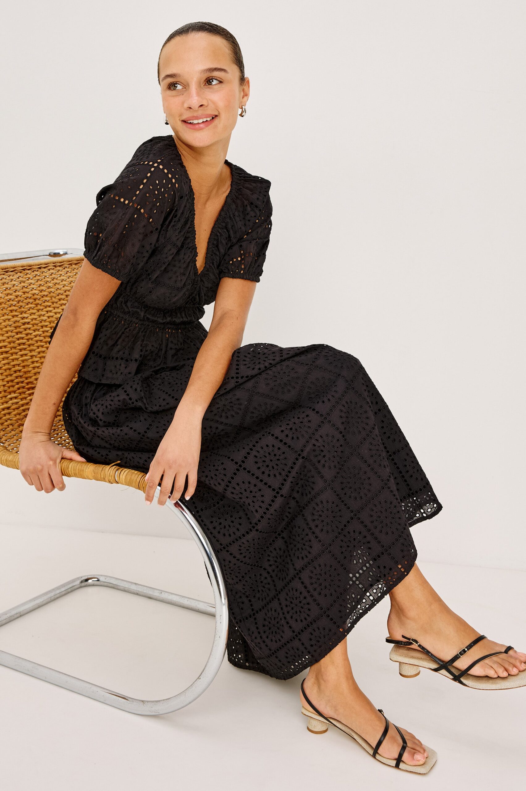 ARGENTA-BLACK-GRID-EMBROIDERY_1_649A-629D-8576
