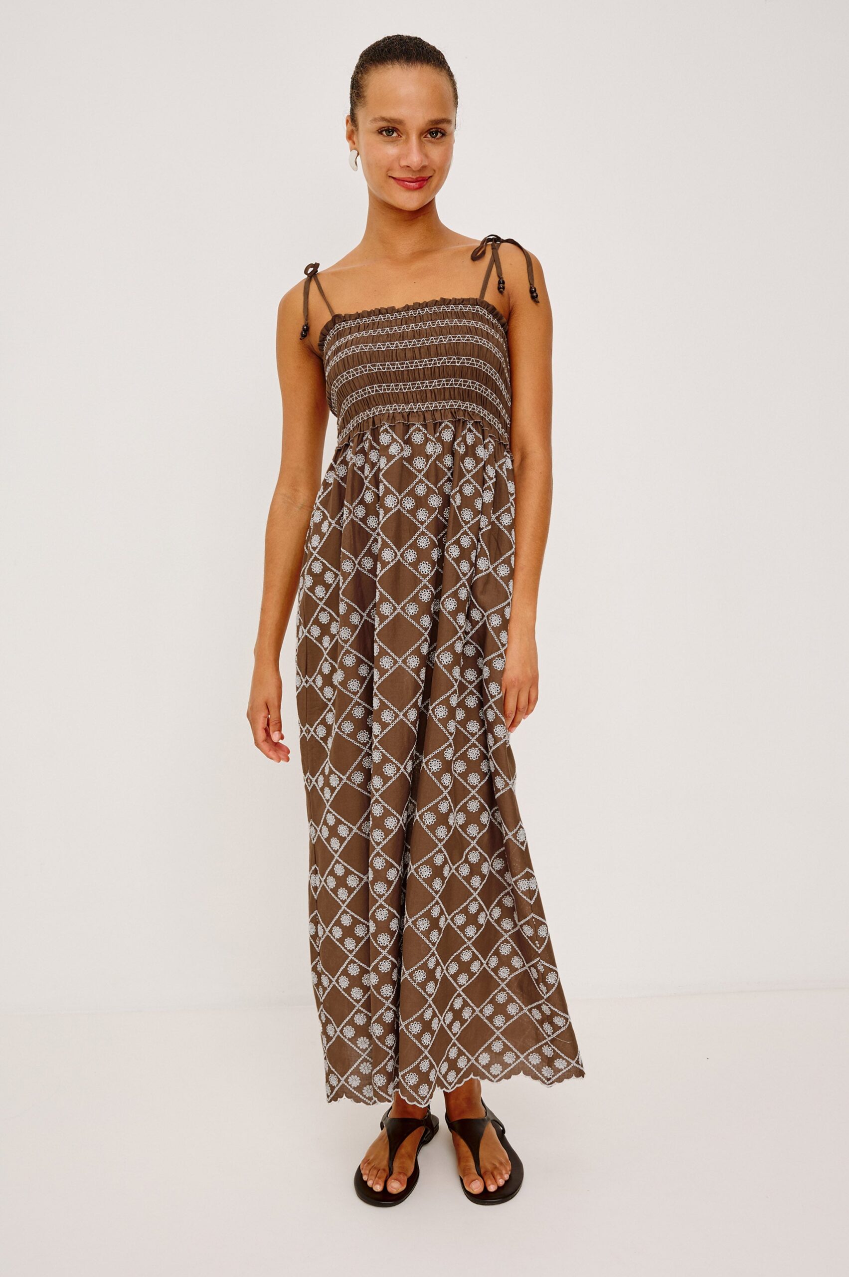 BECCA-COCOA-DAISY-EMBROIDERY_1_649A-199G-8720