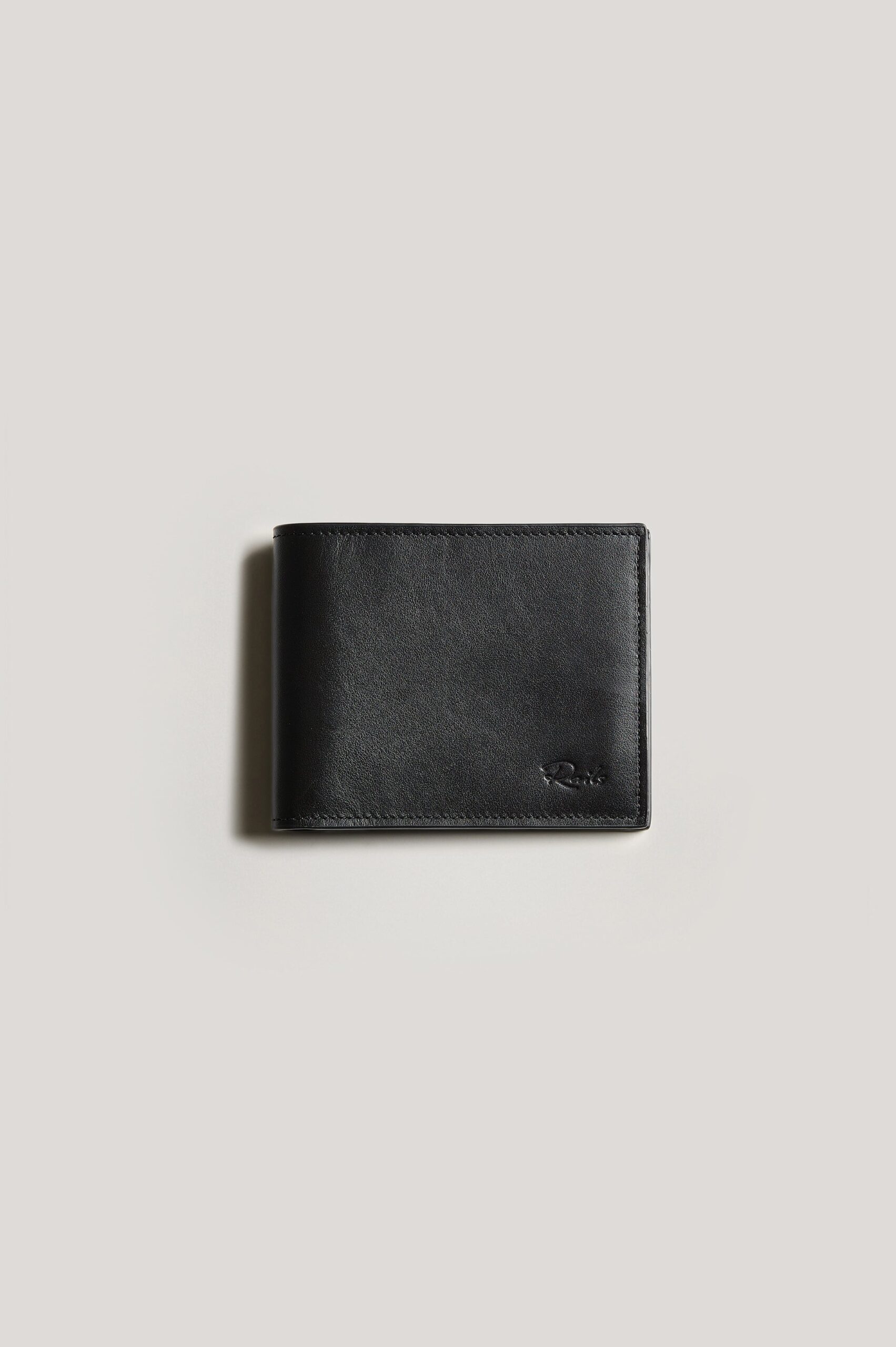 BILFOLD-WALLET-BLACK-1