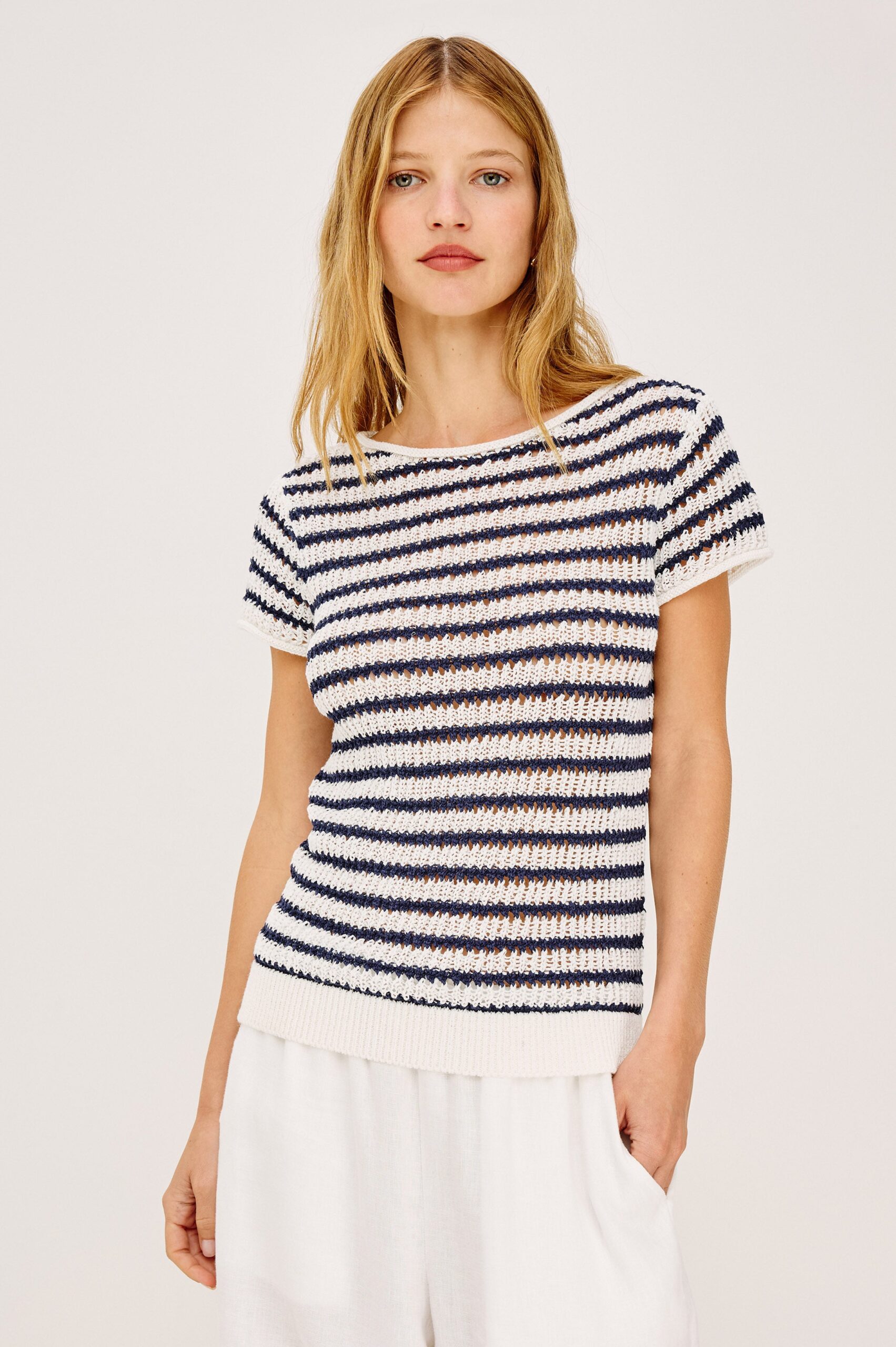 CADY-IVORY-INDIGO-STRIPE_1_826D-359E-8756