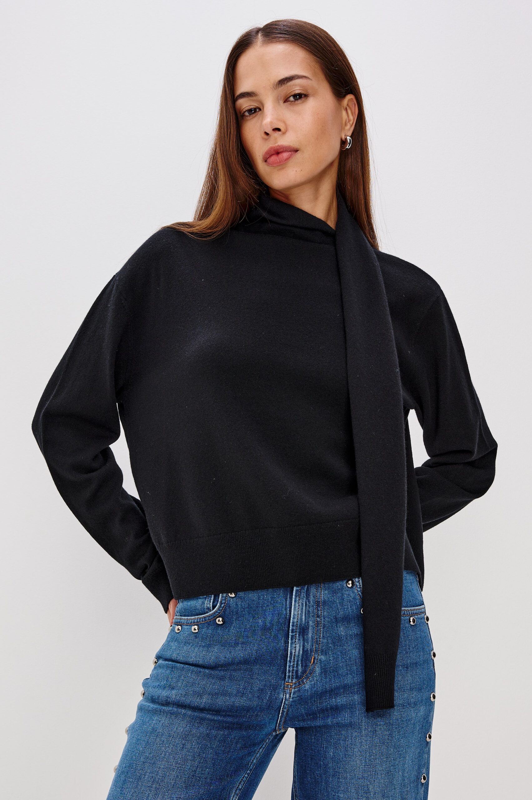 CORTINA-BLACK-1