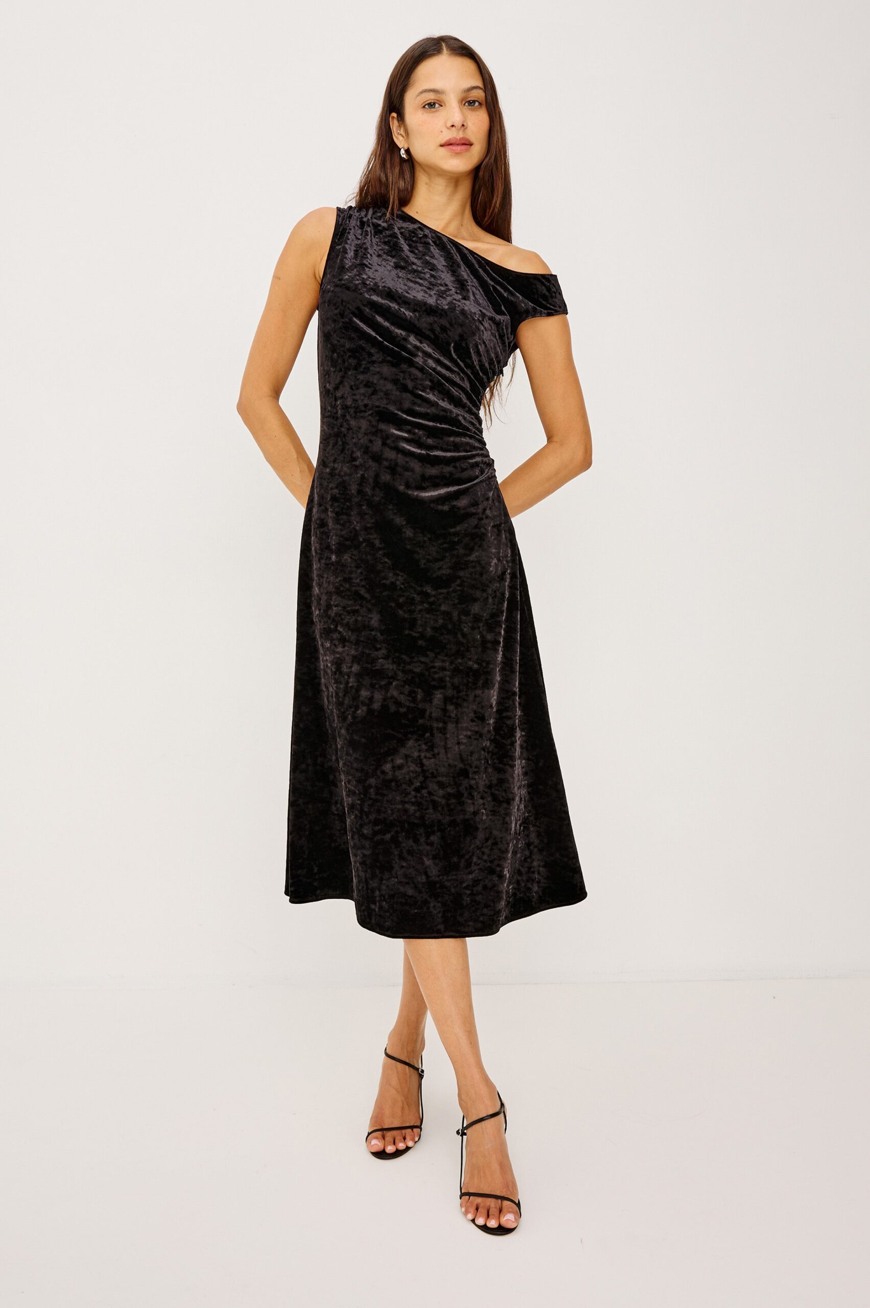 DELORES-BLACK-1
