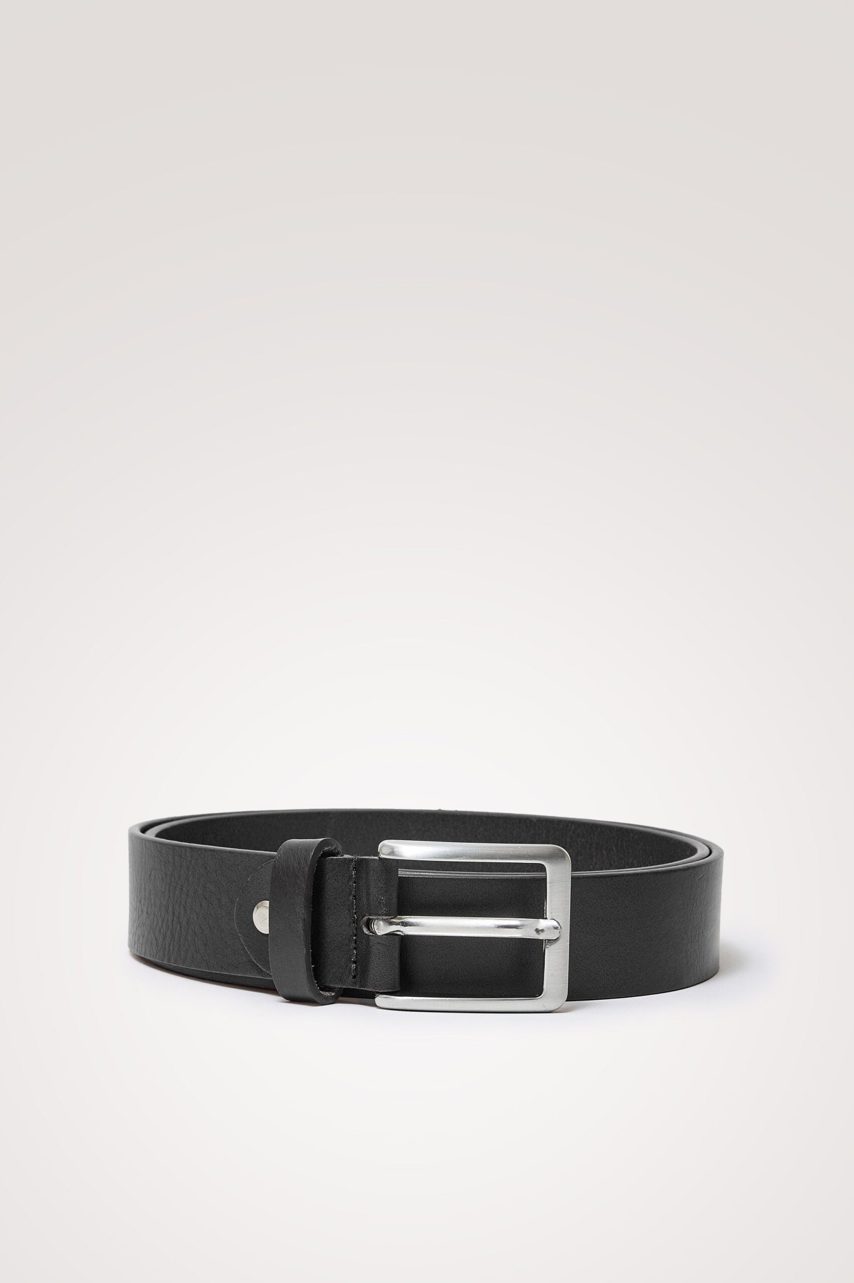 EASTON-BELT-BLACK_1_RM-939A-528B-001