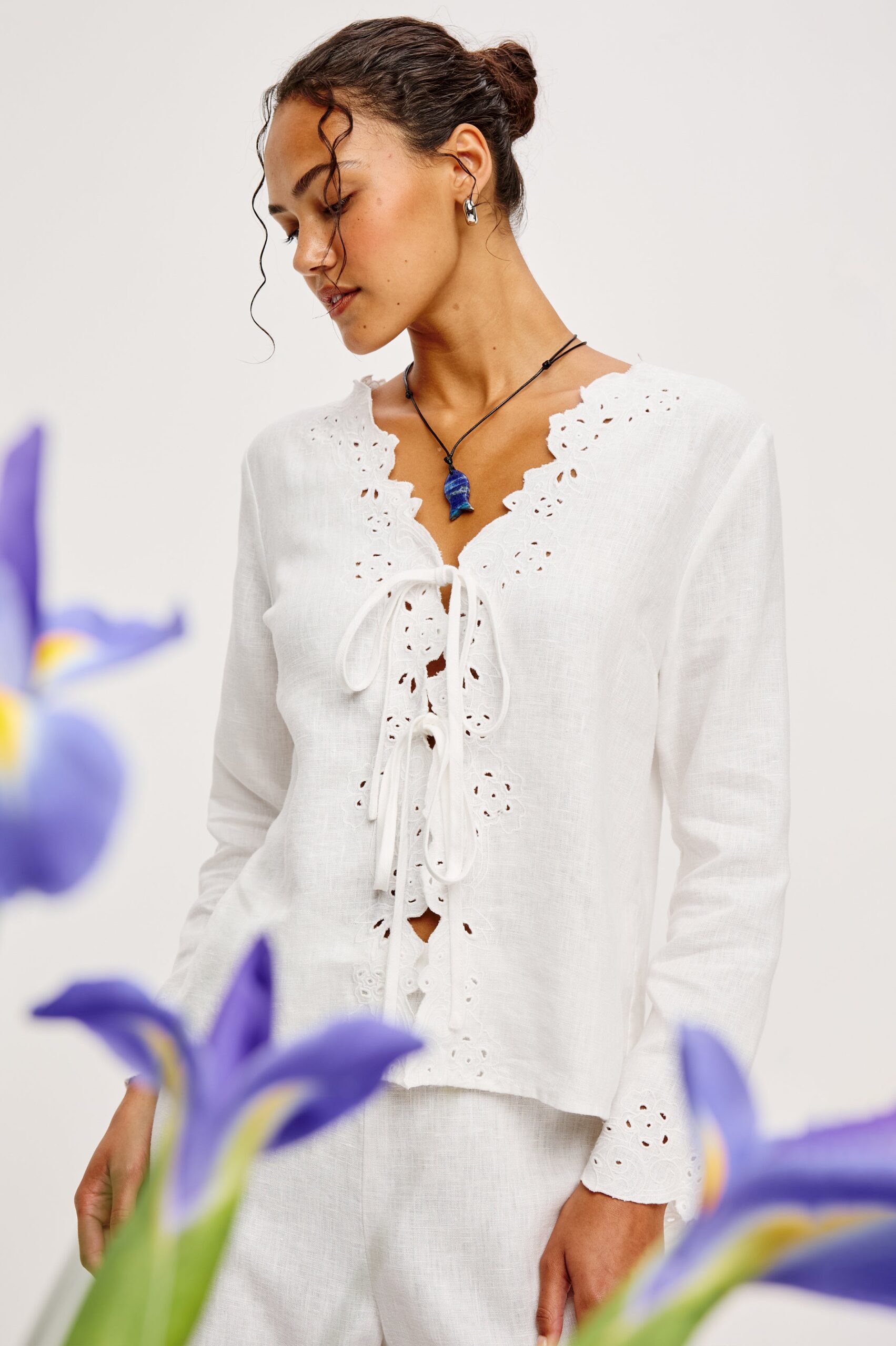 FLEUR-WHITE_1_229-633D-002