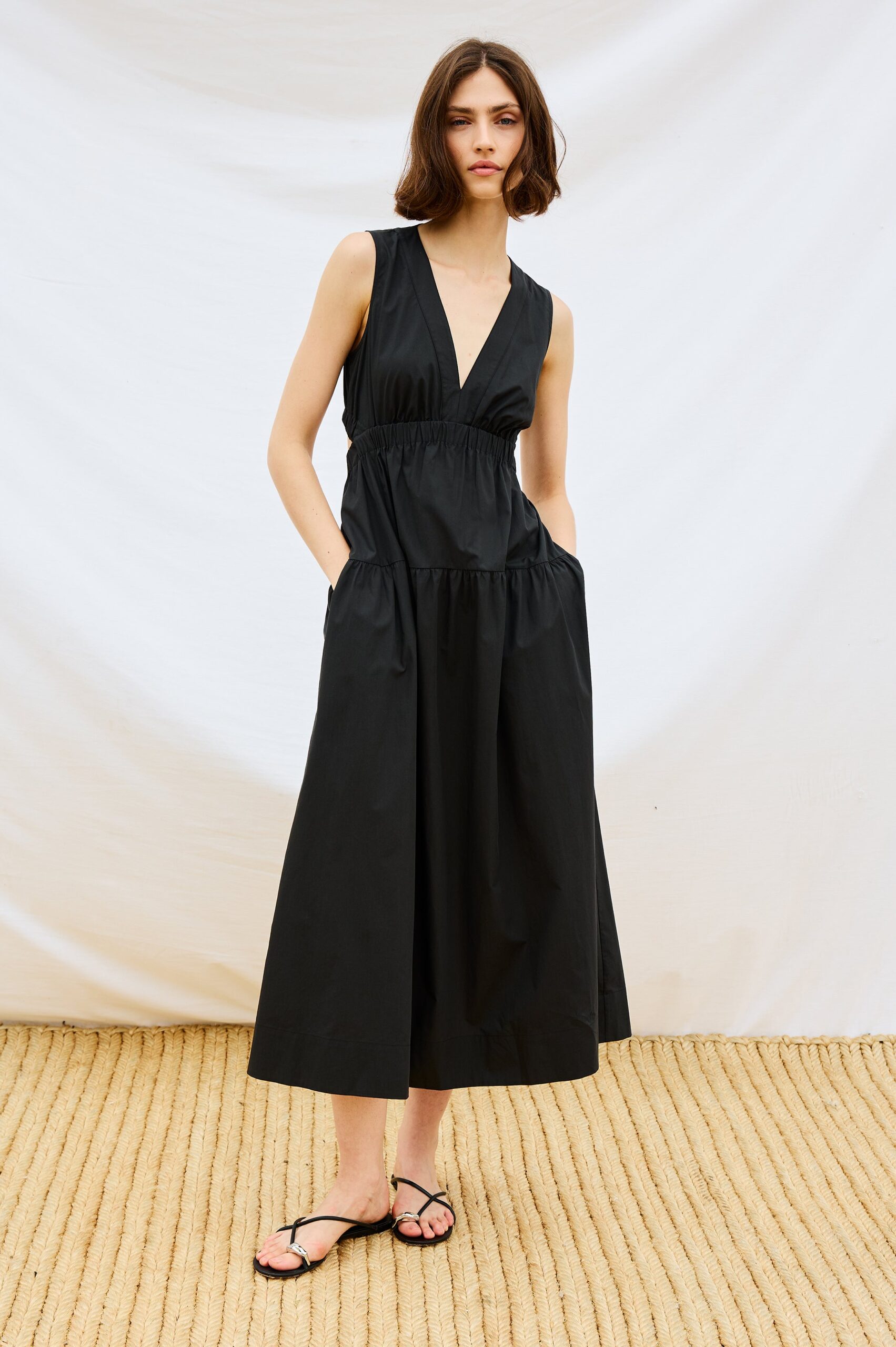 GENEVIEVE-BLACK-1A