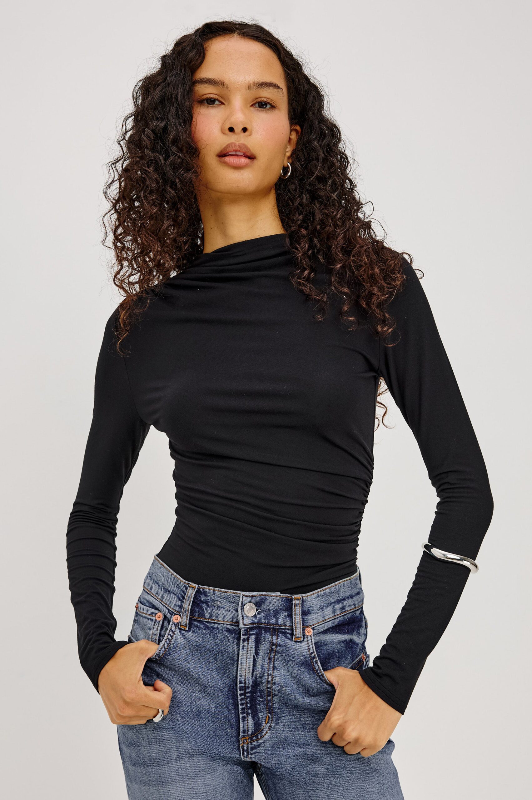 JOELLE-BLACK-ONYX_1_876B-369B-5069