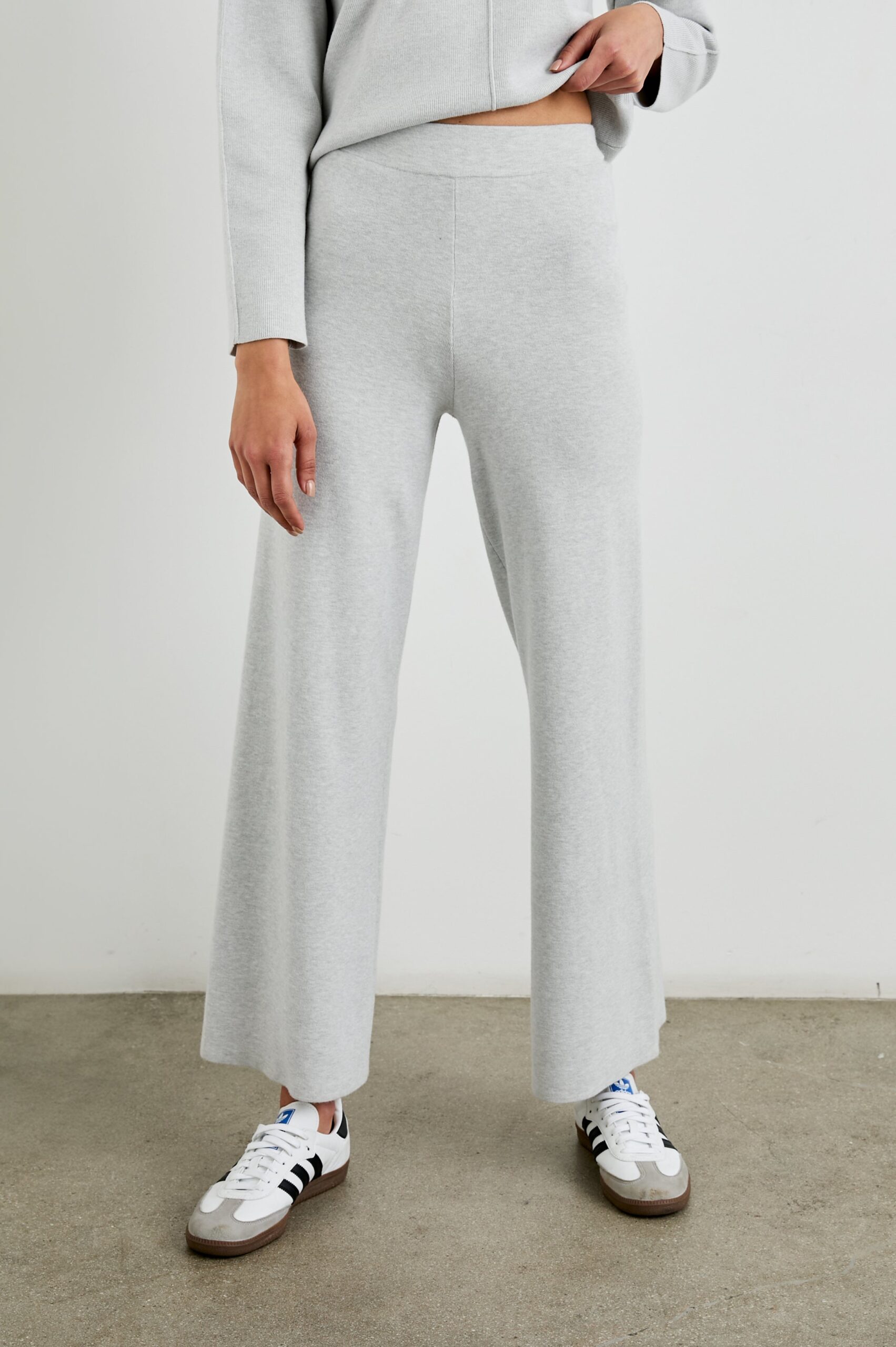 KRISTA-LIGHT-HEATHER-GREY-1
