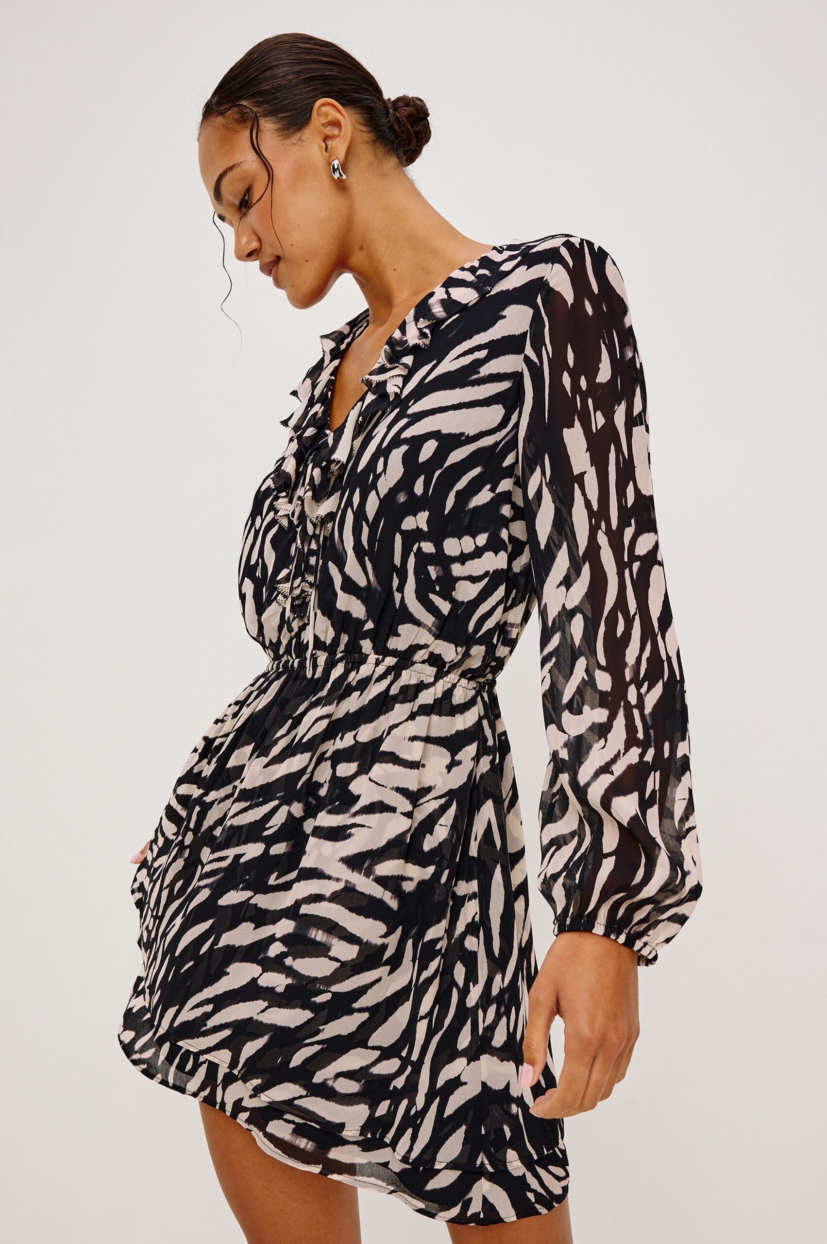 LUCRESIA-IVORY-TIGER-STRIPE-1