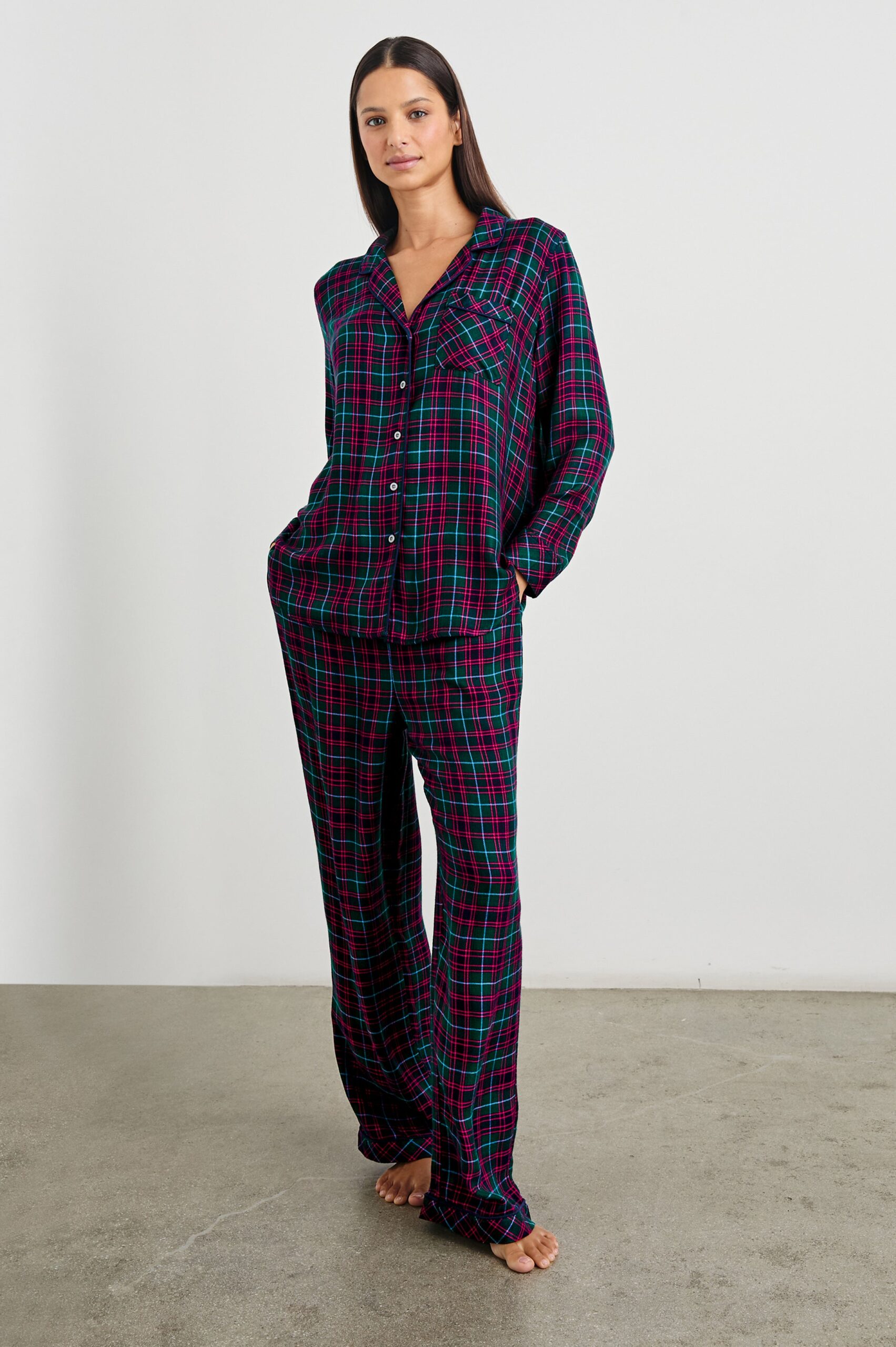 LUNA-PAJAMA-SET-EVERGREEN-FUSCHIA-ICE-3