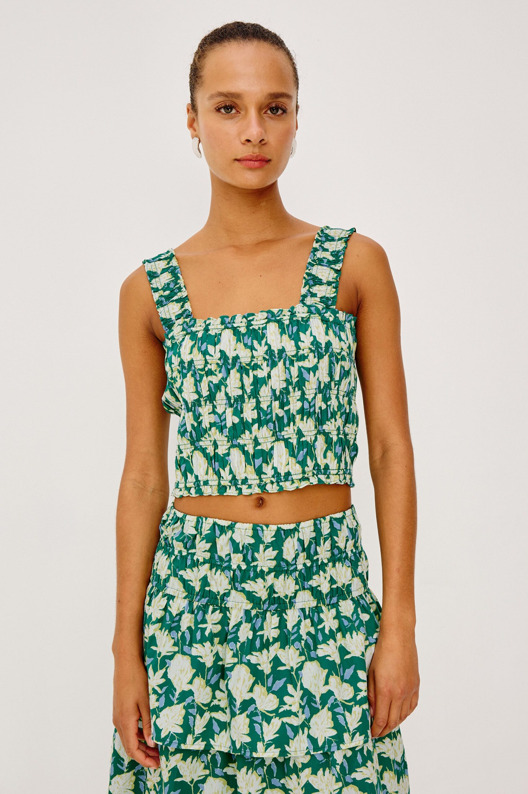 QUINN-GREEN-MAYFLOWER_1_651A-652D-8728